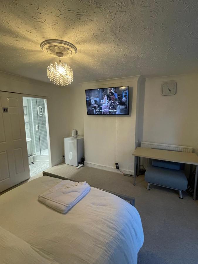 Alder En-Suites Self-Catering With Private Shower 1 Southampton Exterior foto