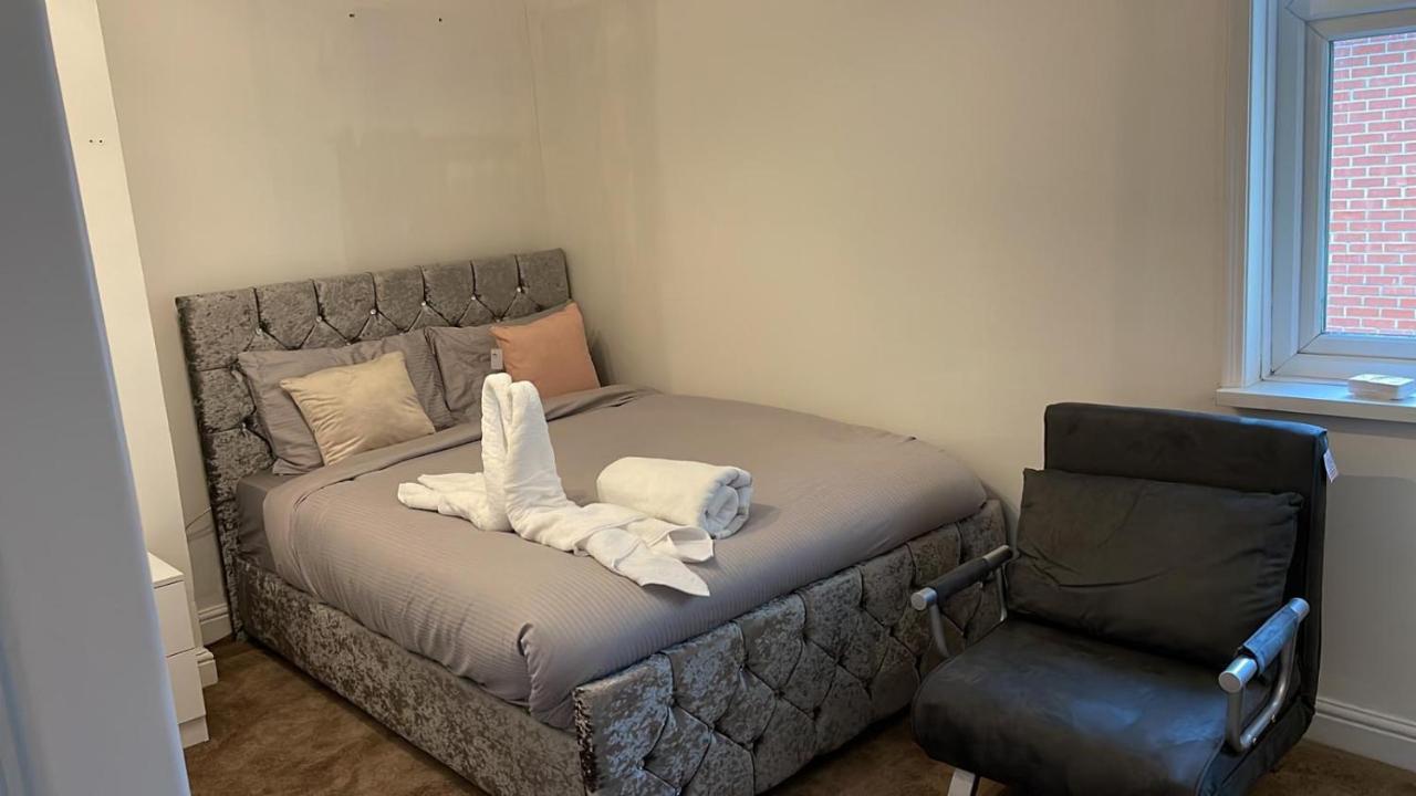 Alder En-Suites Self-Catering With Private Shower 1 Southampton Exterior foto